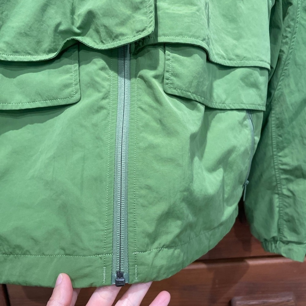 Lululemon Jacket - Picture 5 of 10